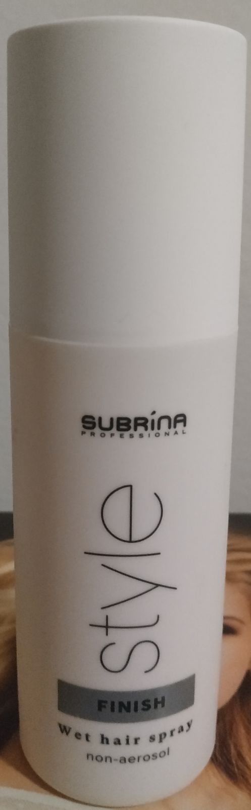 Subrina Wet hair spray - lak na vlasy s rozprašovačem extra silný 150ml